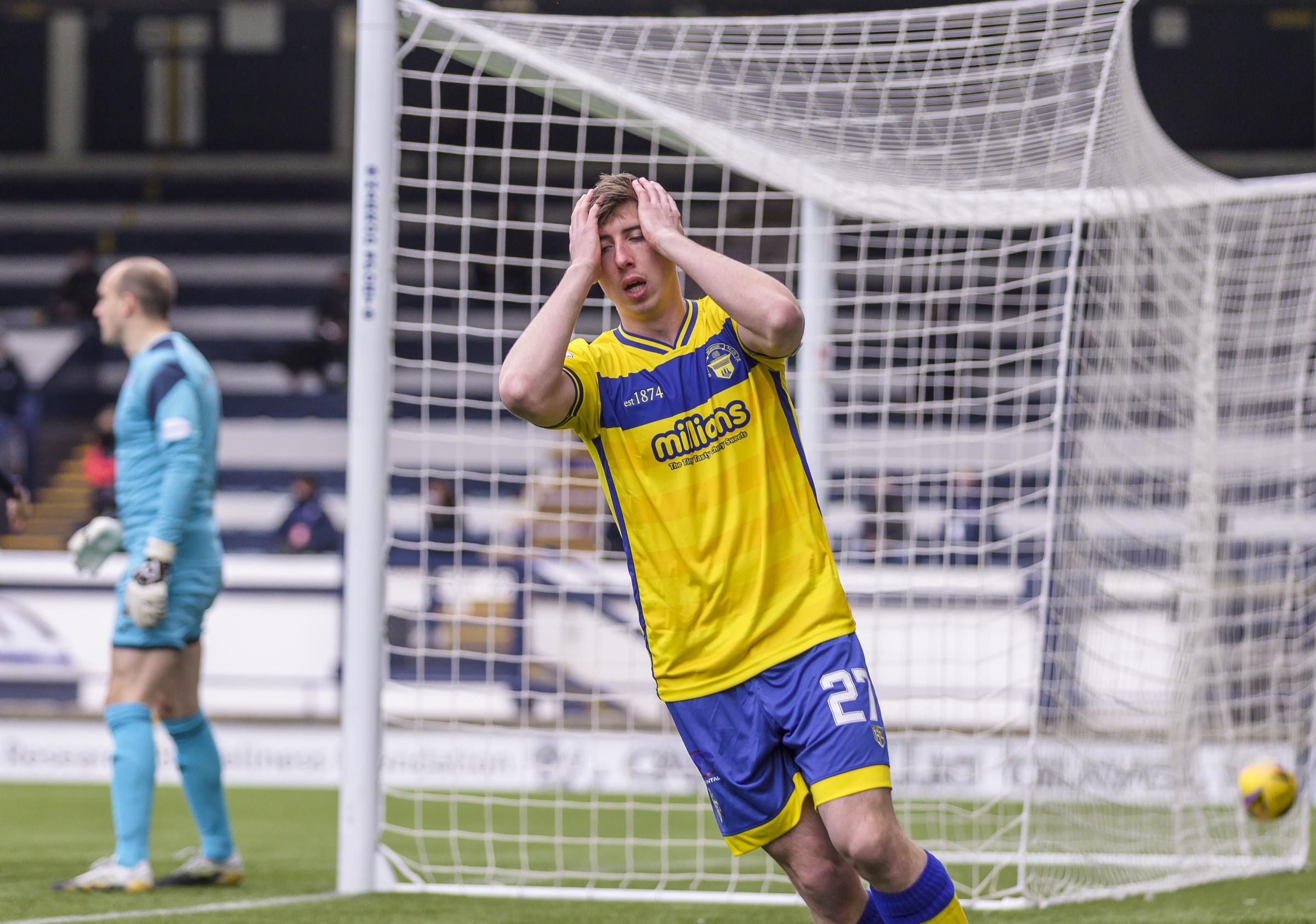 27.03.2021 Raith Rovers v Morton, SPFL Championship .............................. DARREN HYNES DEJECTION AFTER MISSING EARLY CHANCE.
