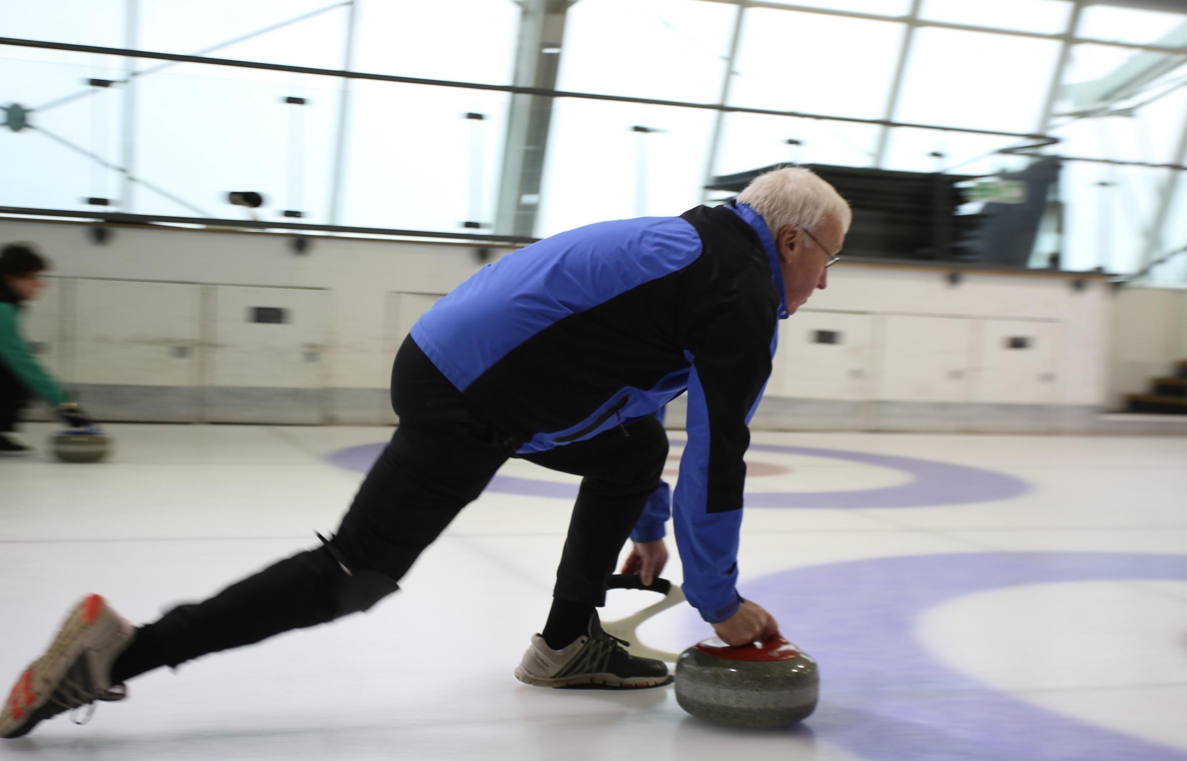 Day League Curling Waterfront