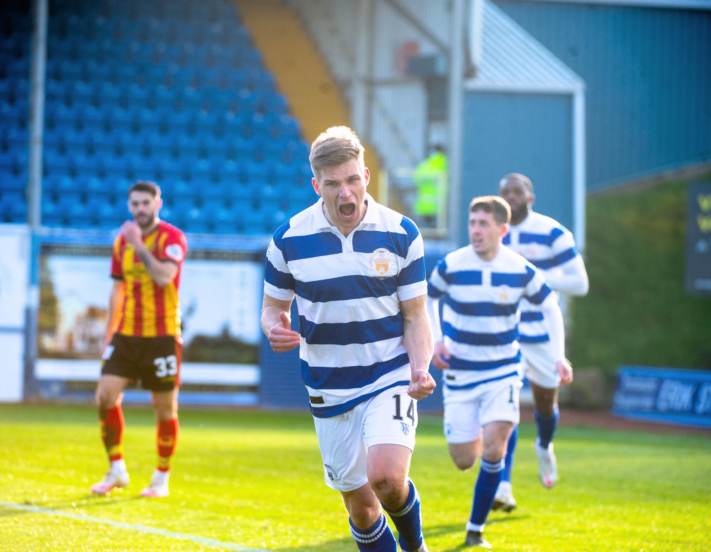 Morton striker Gavin Reilly won't rule out staying at Cappielow