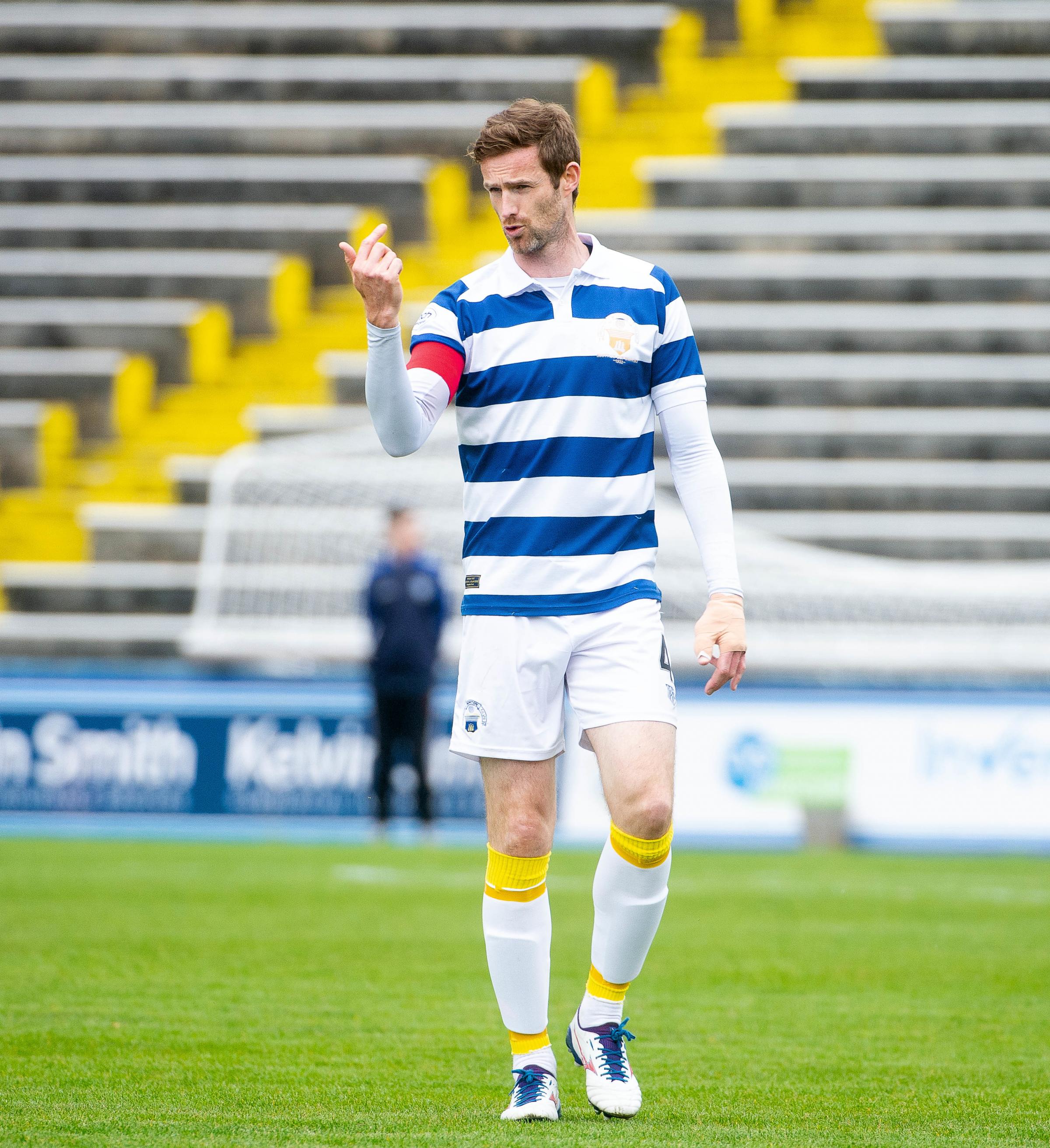 Morton defender Brian McLean leaves Cappielow after turning down offer