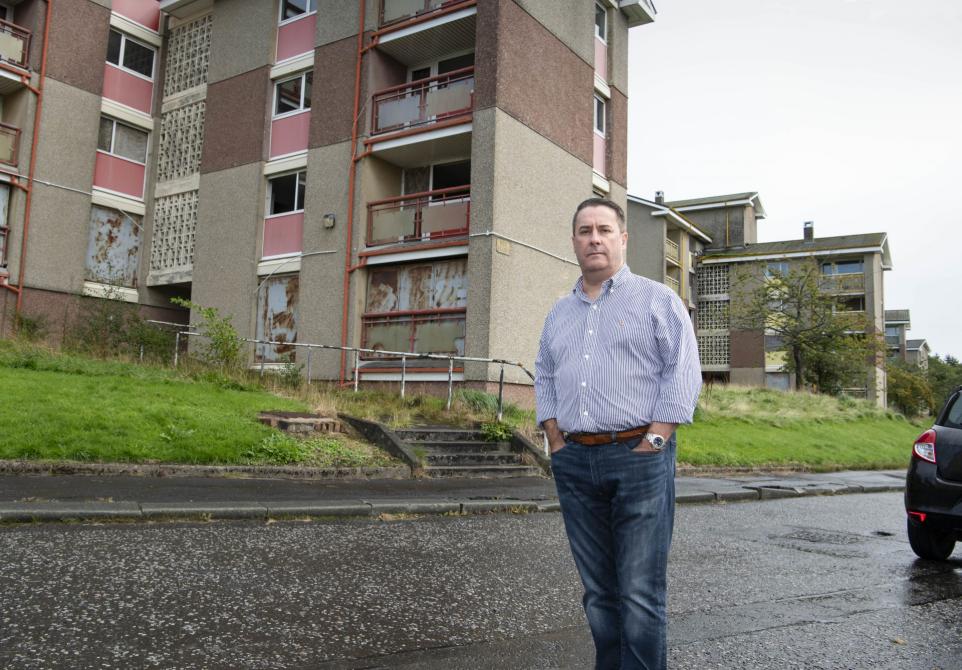 Rundown Neil Street flats in Greenock to be bulldozed - Vimarsana News