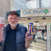 Oak Mall vendor Hugh Mallaney Tele chocolate giveaway