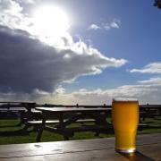 Here are some pubs and restaurants with beer gardens you can visit in Greenock