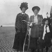 Rhina, Rebecca and Dora Abrahams on the boardwalk in Greenock, around 1901