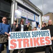 West College Scotland lecturers on strike
