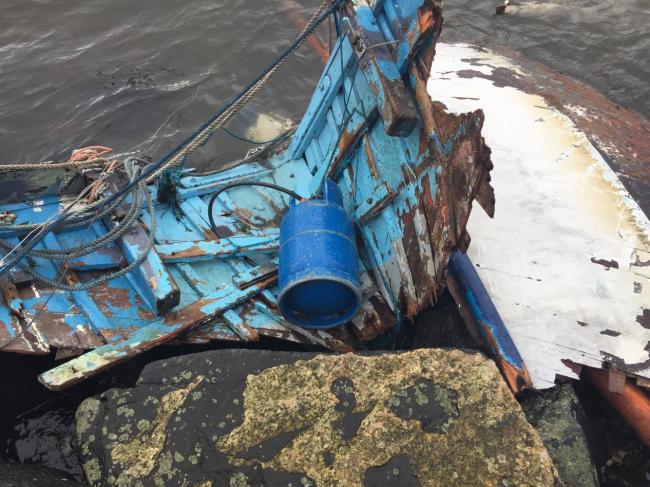 Fears over boat wreck at Port Glasgow beauty spot